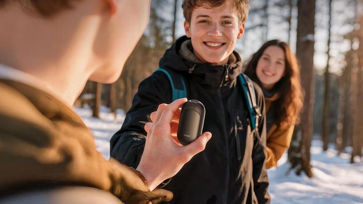 Why the OCOOPA Magnetic Hand Warmers 2-Pack Feels Like a Smarter Winter Upgrade